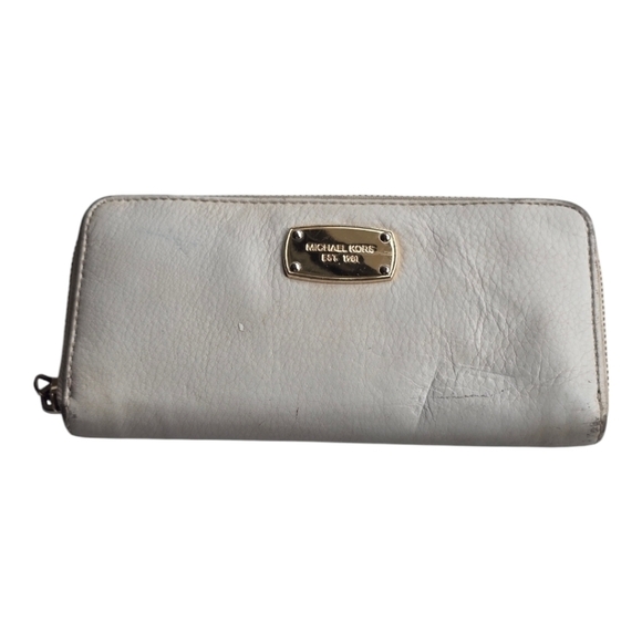 Michael Kors Wallet Womens White Gold Zip Around Logo Good Condition Flaw - Picture 1 of 13